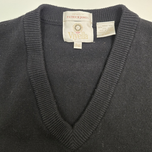 Men's Black Sweater Vest - Picture 7 of 7